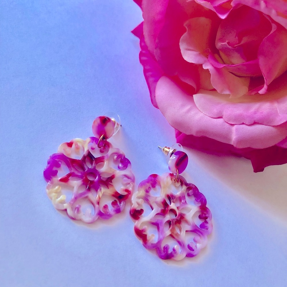 Pink Acrylic Filigree Stud Earrings